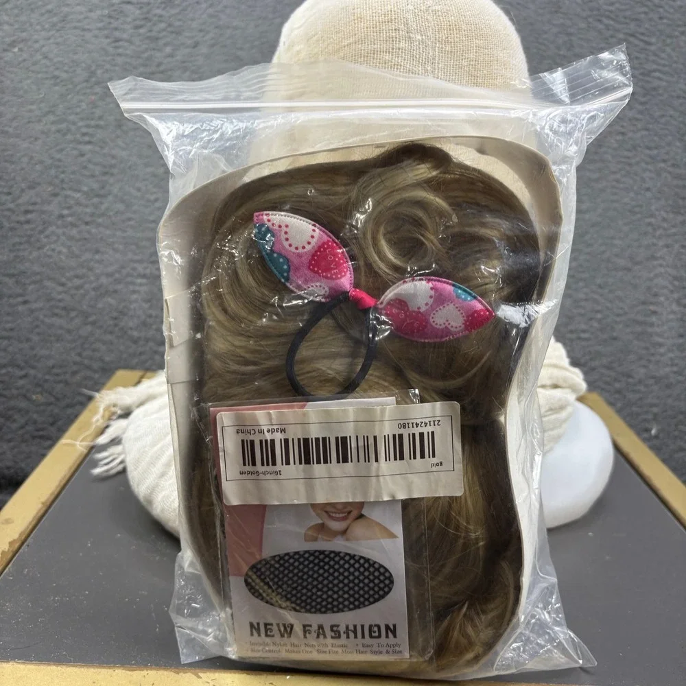 New Fashion Golden‎ Blonde Short Curly Synthetic Wig JY37037 Average Size